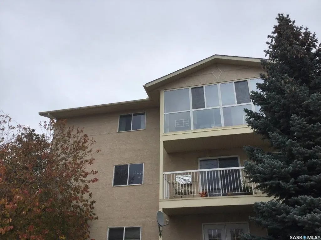 116 2nd Avenue W Kindersley SK S0L 1S0