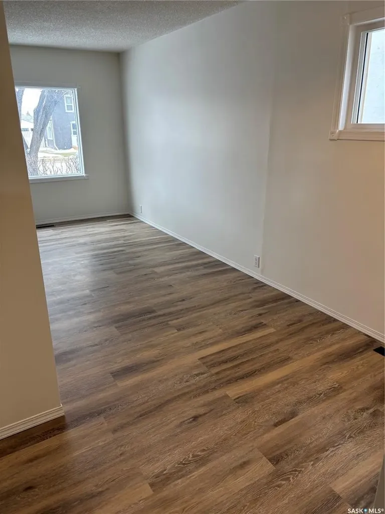 216 3rd Avenue W Kindersley SK S0L 1S0