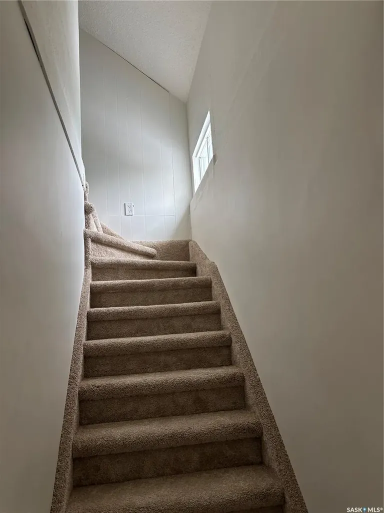 216 3rd Avenue W Kindersley SK S0L 1S0