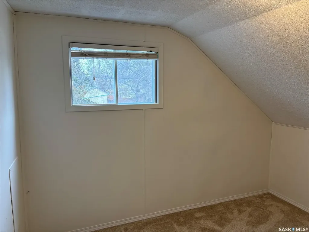 216 3rd Avenue W Kindersley SK S0L 1S0