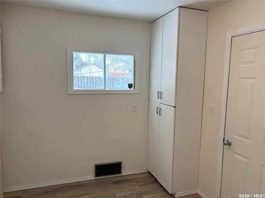 216 3rd Avenue W Kindersley SK S0L 1S0