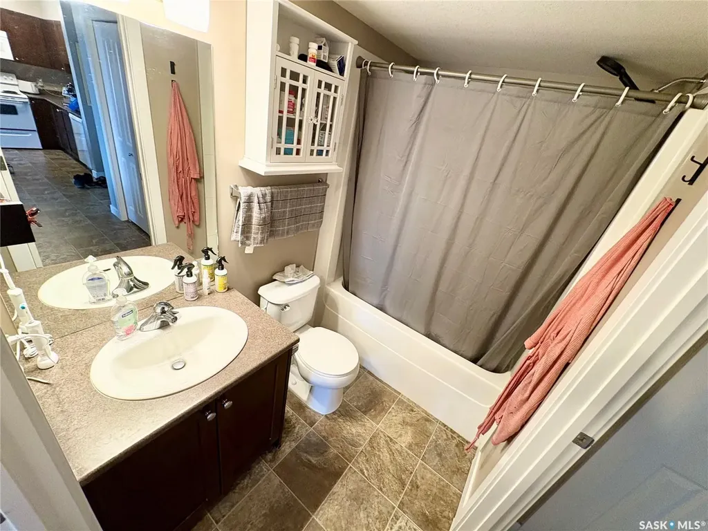820 5th Street NE Weyburn SK S4H 2V2