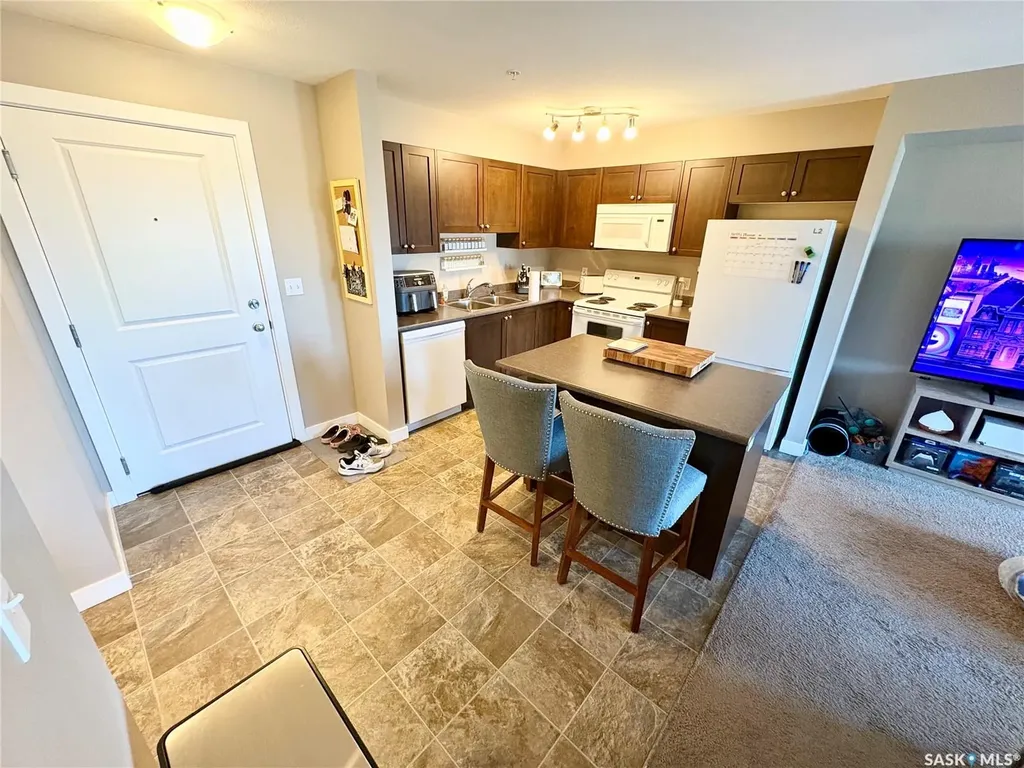820 5th Street NE Weyburn SK S4H 2V2