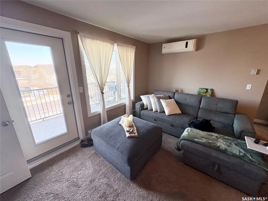 820 5th Street NE Weyburn SK S4H 2V2