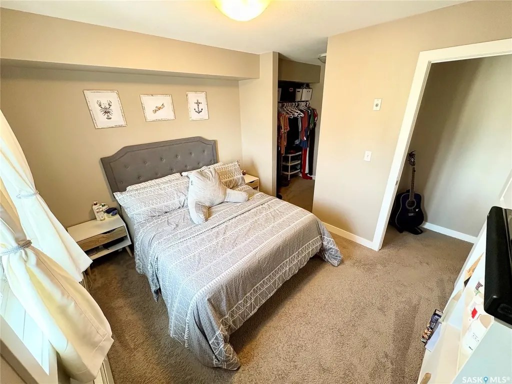 820 5th Street NE Weyburn SK S4H 2V2