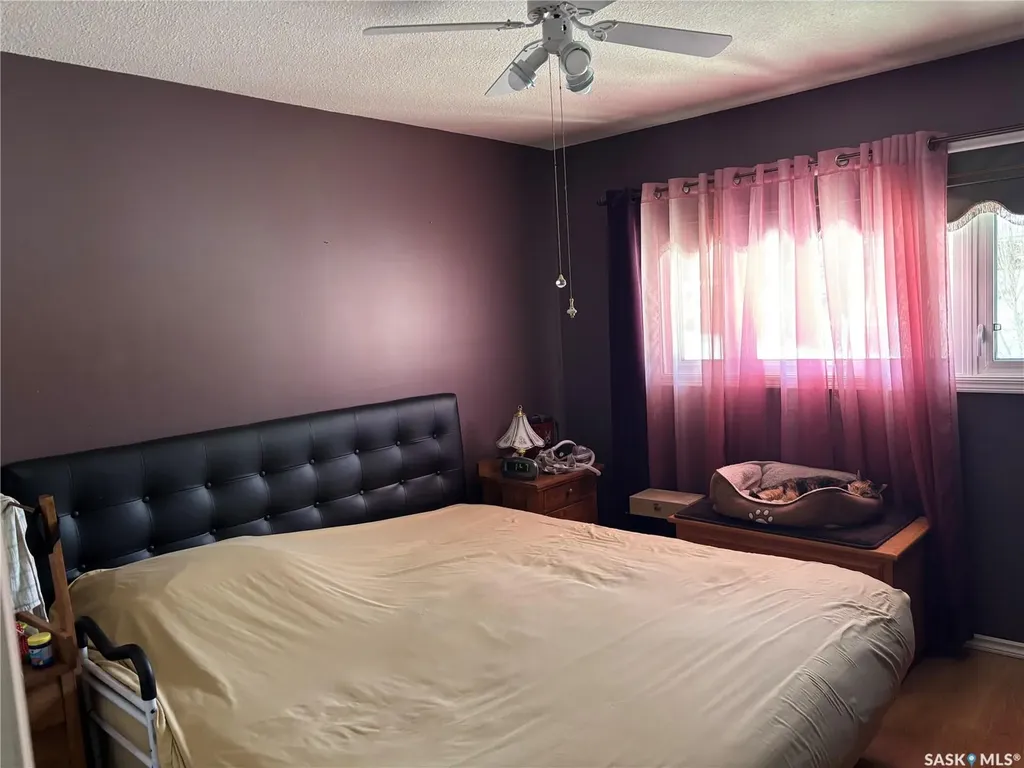 299 9th Avenue Broadview SK S0G 0K0