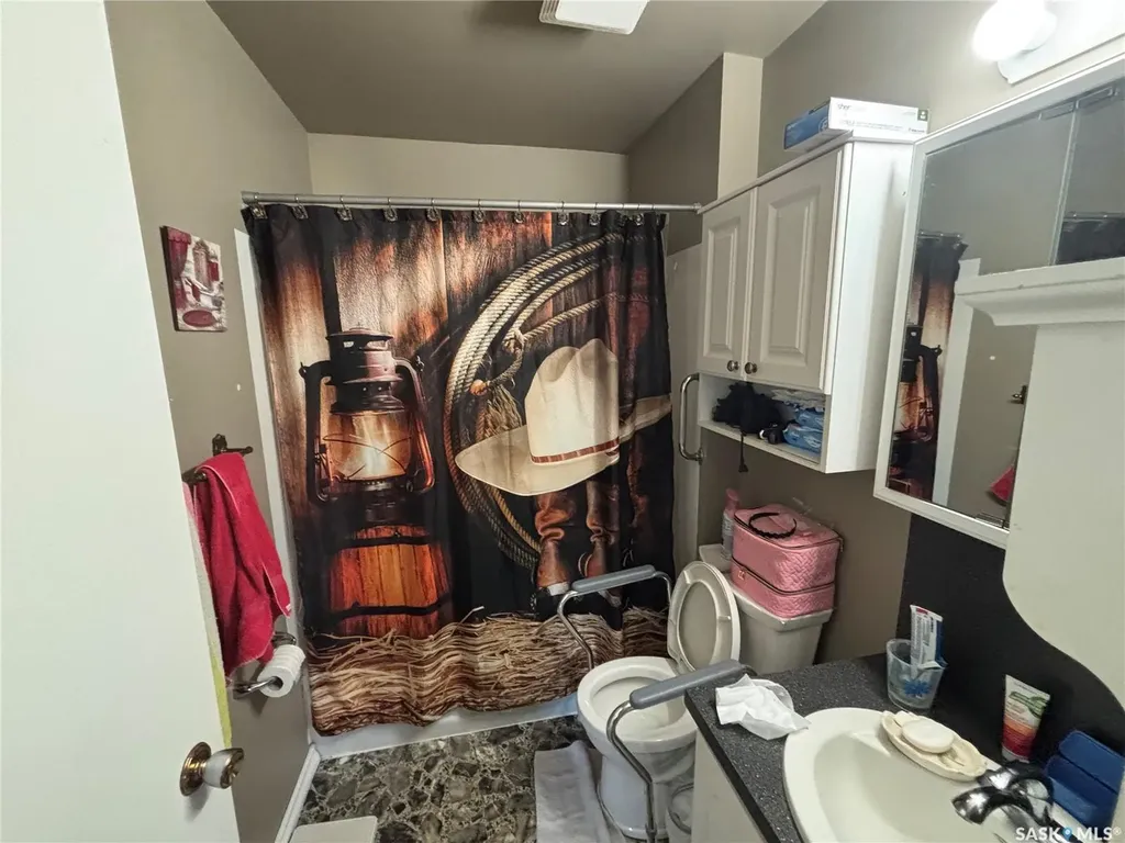 299 9th Avenue Broadview SK S0G 0K0