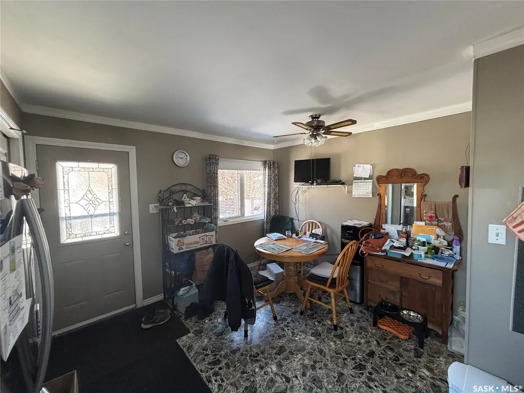 299 9th Avenue Broadview SK S0G 0K0