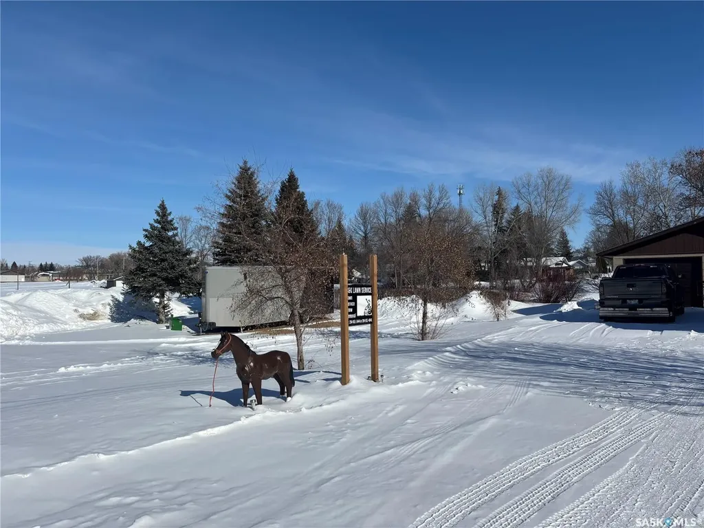 299 9th Avenue Broadview SK S0G 0K0