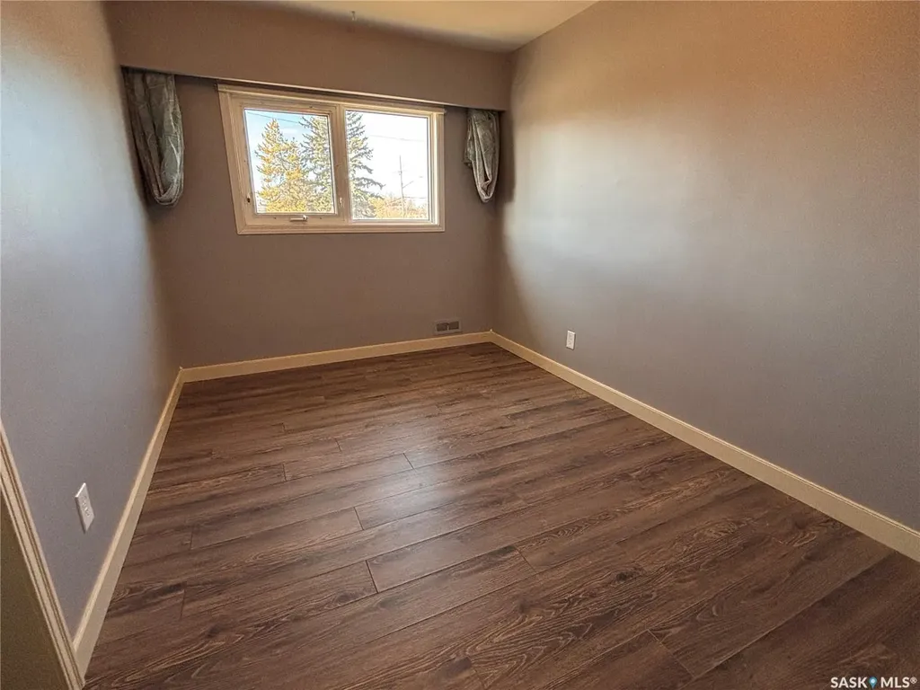 418 4th Avenue W Kindersley SK S0L 1S0