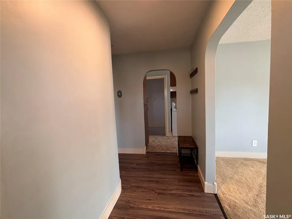 418 4th Avenue W Kindersley SK S0L 1S0