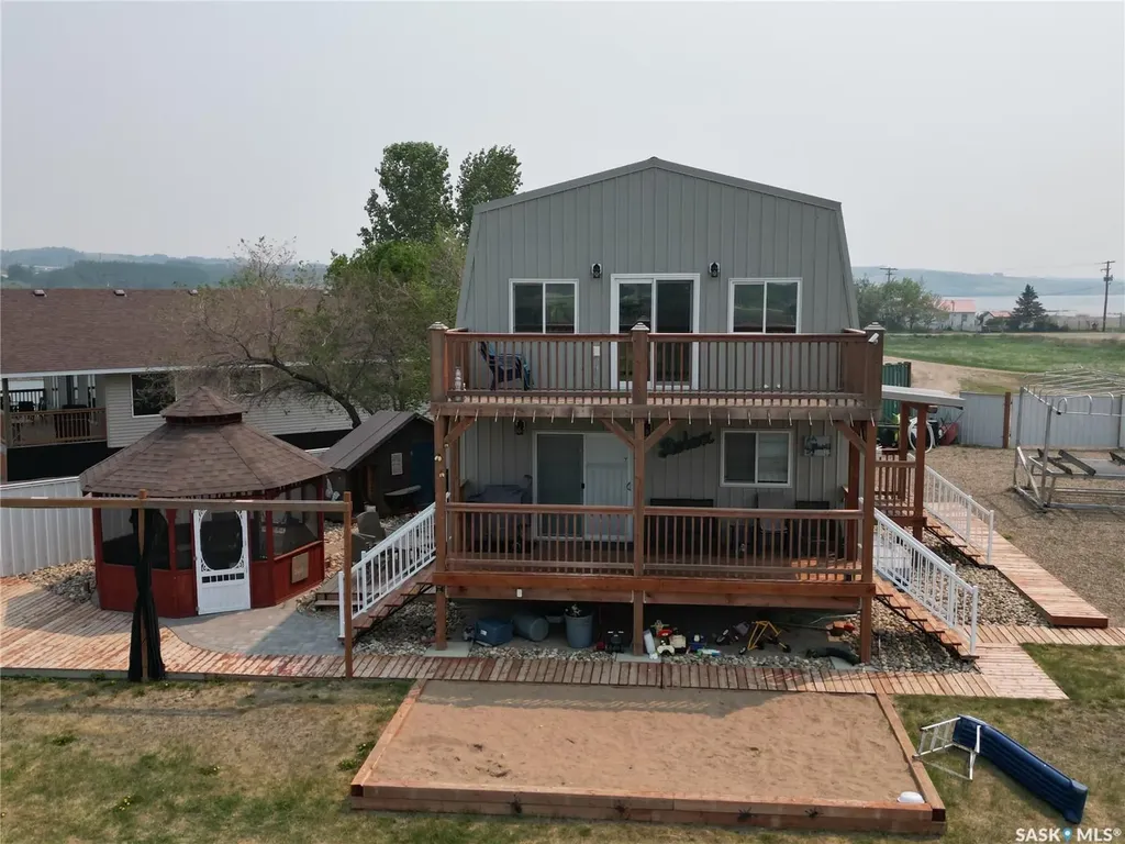 130 Mclennan Drive Cochin SK S0M 0L0