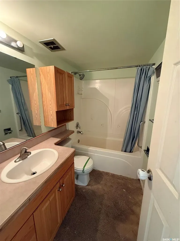 26 Shaw Street Regina SK S4P 0J3