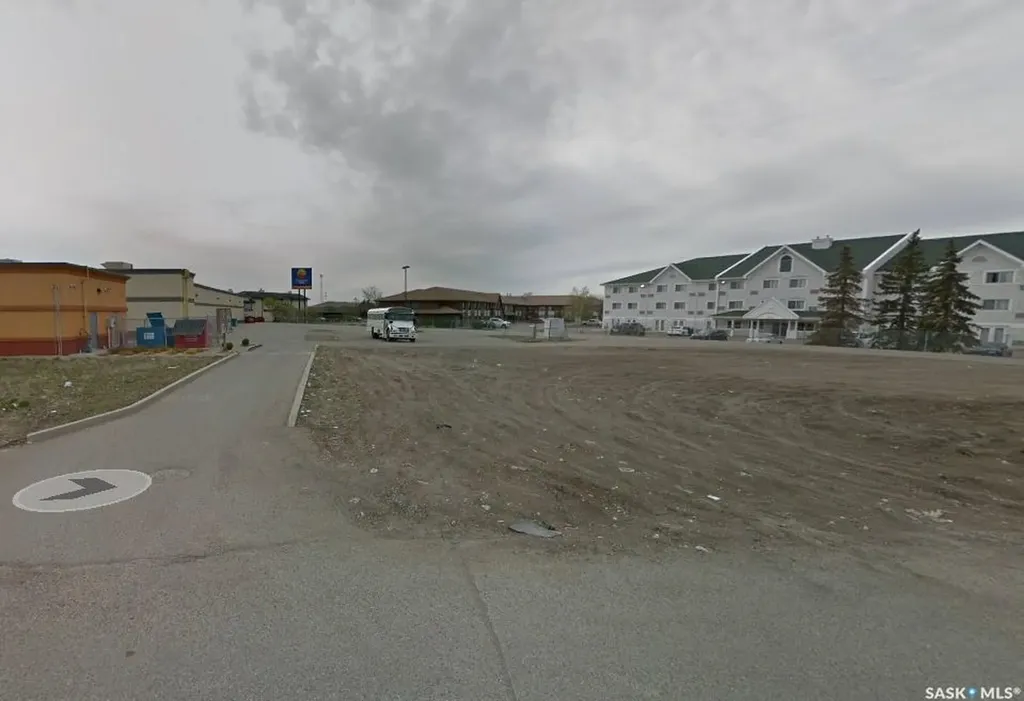 1940 Prince Of Wales Drive Regina SK S4Z 1A4
