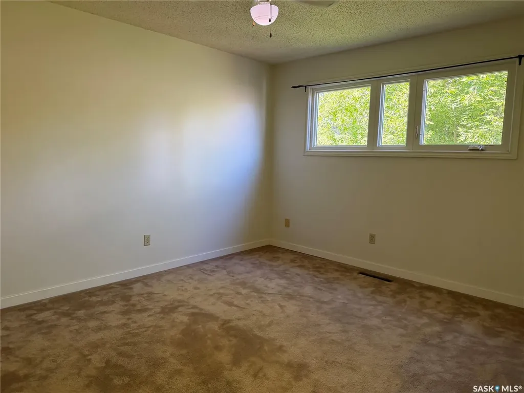 110 Hatton Avenue E Melfort SK S0E 1A0