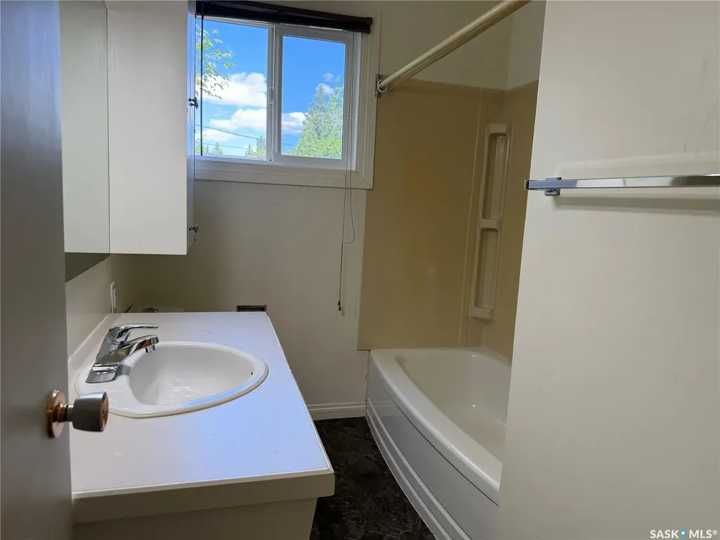 110 Hatton Avenue E Melfort SK S0E 1A0