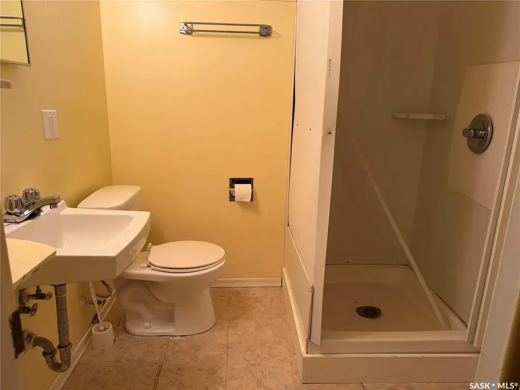 110 Hatton Avenue E Melfort SK S0E 1A0
