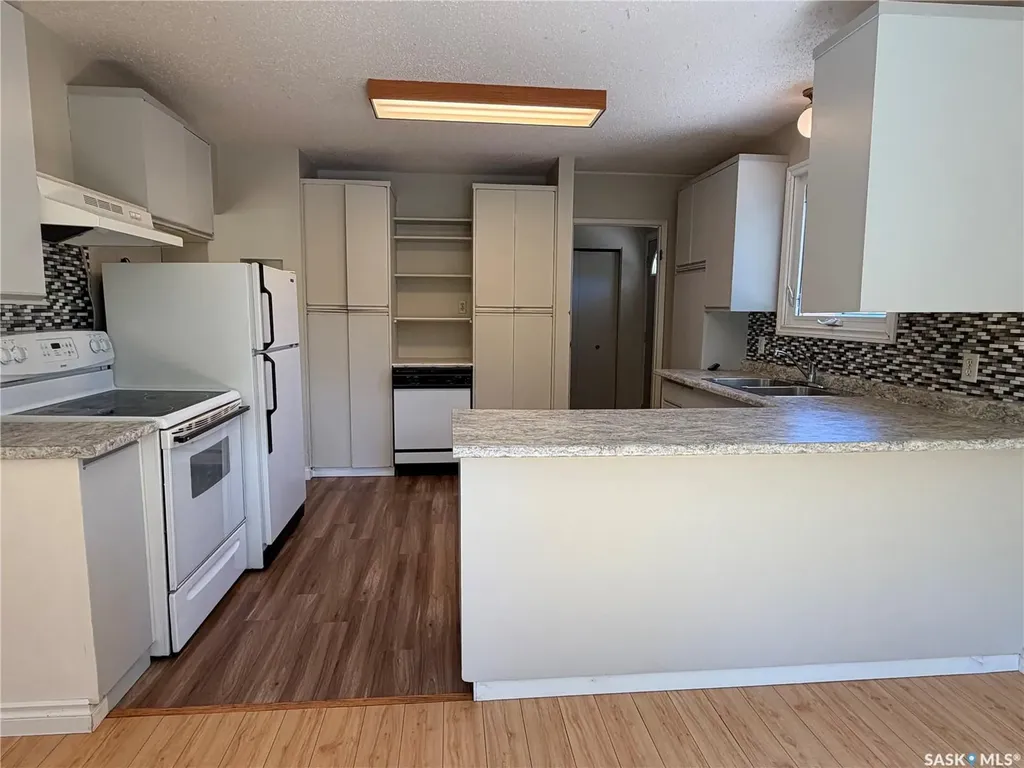 110 Hatton Avenue E Melfort SK S0E 1A0