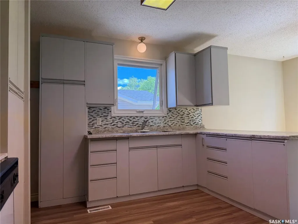 110 Hatton Avenue E Melfort SK S0E 1A0