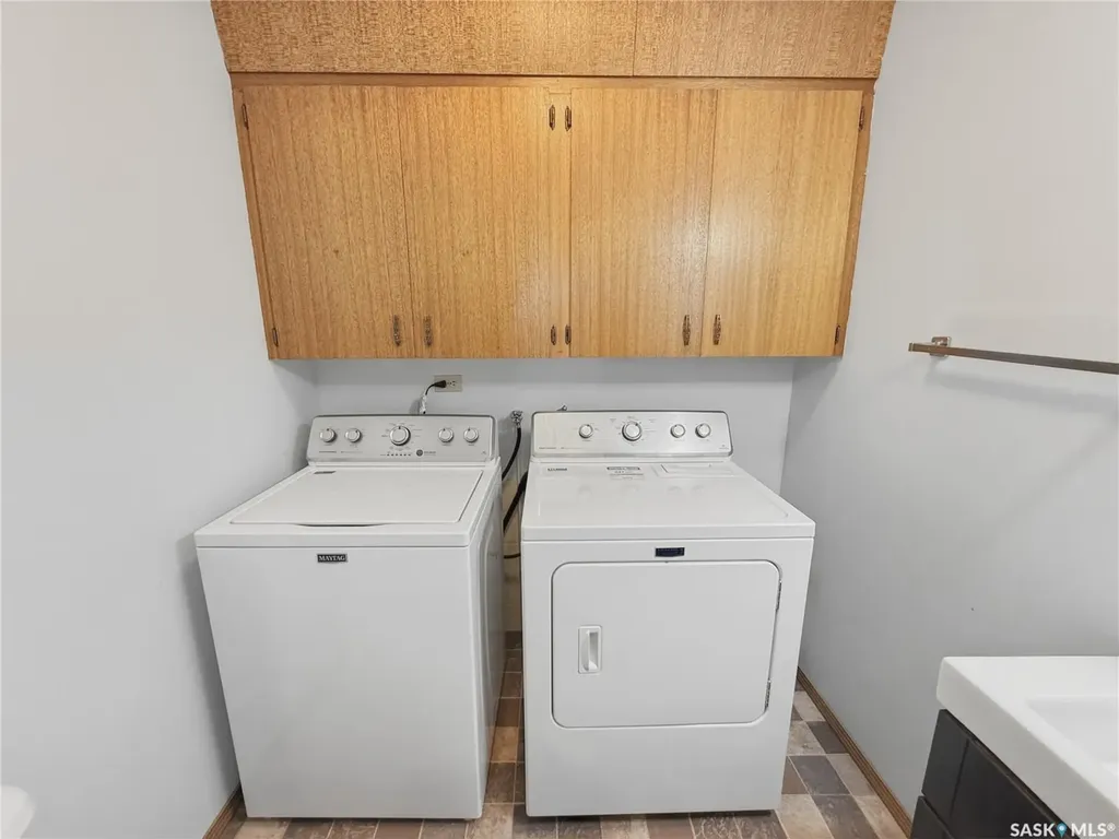 13 Smith Street Stewart Valley SK S0N 2P0