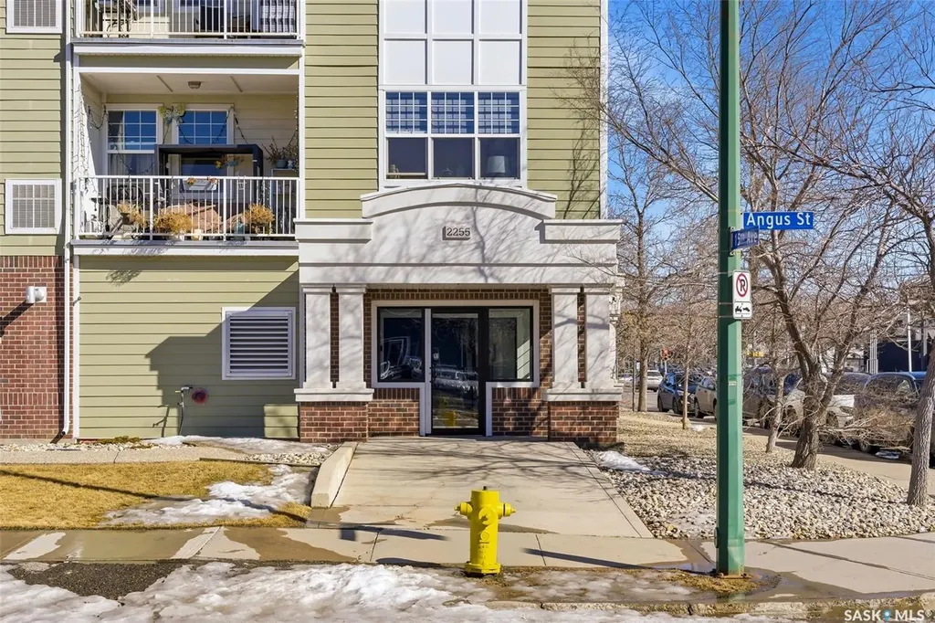 2255 Angus Street Regina SK S4T 2A3
