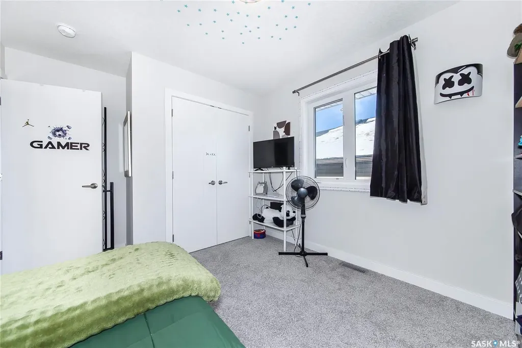 4166 Diefenbaker Drive Saskatoon SK S7I 6W8