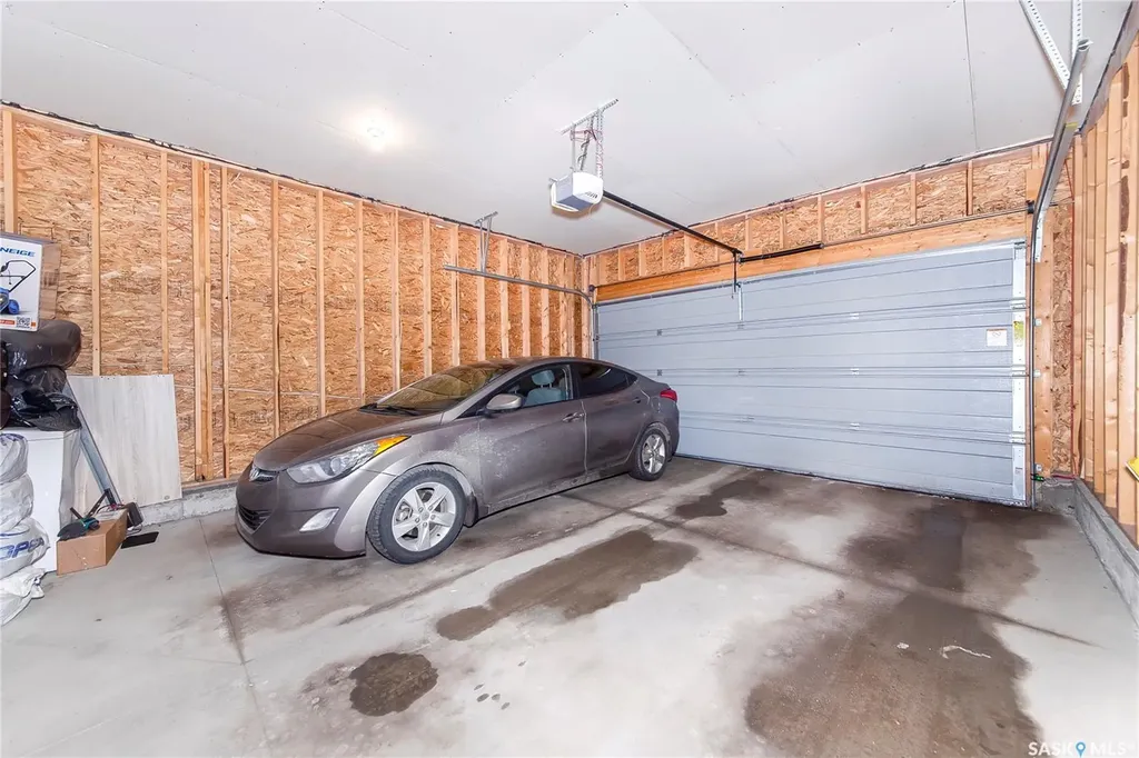 4166 Diefenbaker Drive Saskatoon SK S7I 6W8