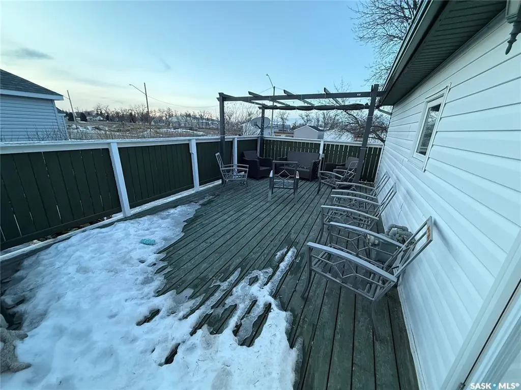 102 3rd Street E Carnduff SK S0C 0S0