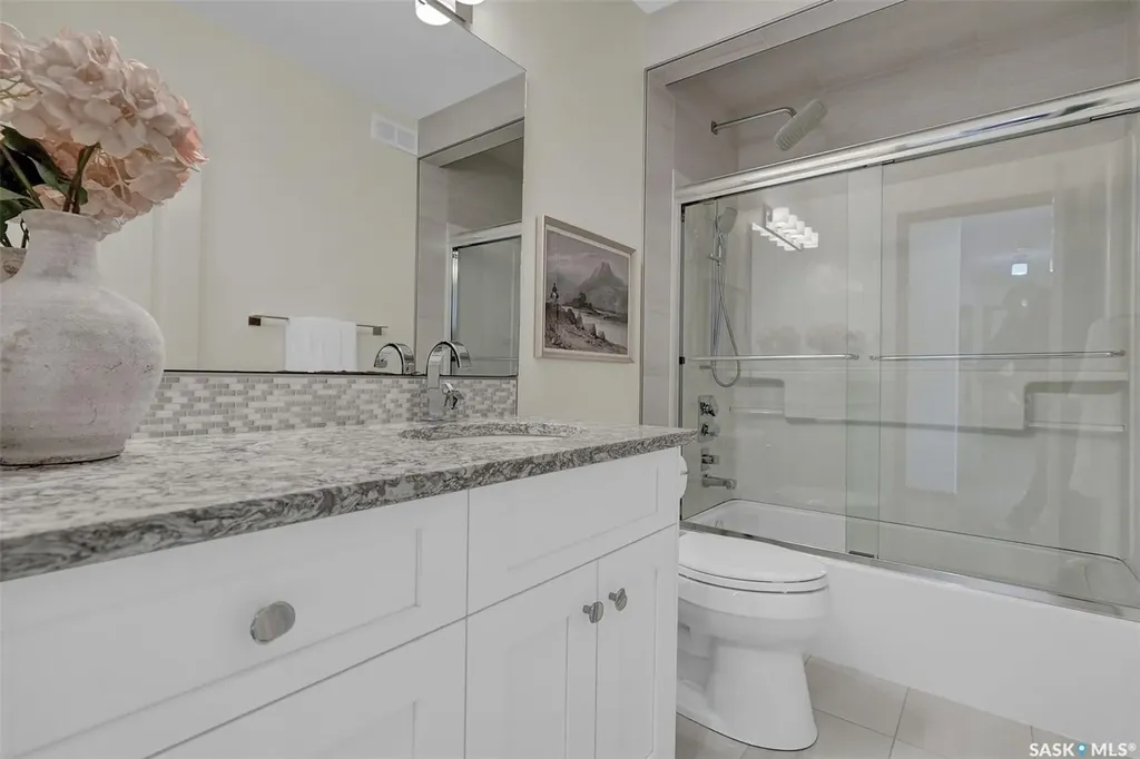 3328 Lakeshore Court Regina SK S4S 7H8