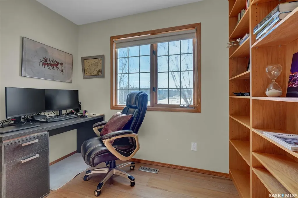 3328 Lakeshore Court Regina SK S4S 7H8