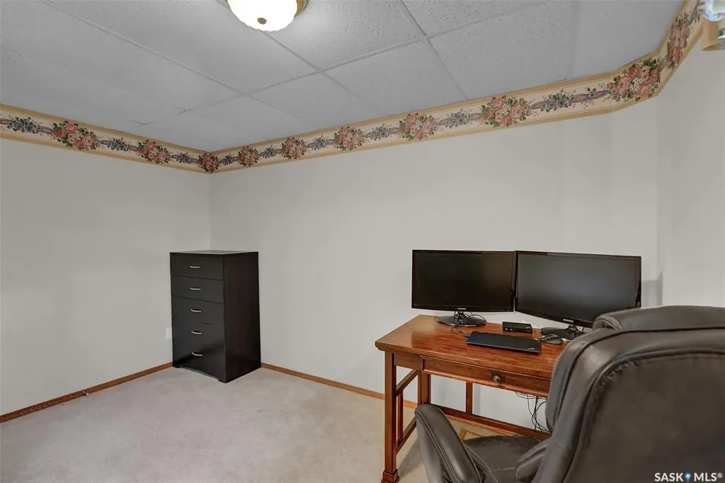 3328 Lakeshore Court Regina SK S4S 7H8