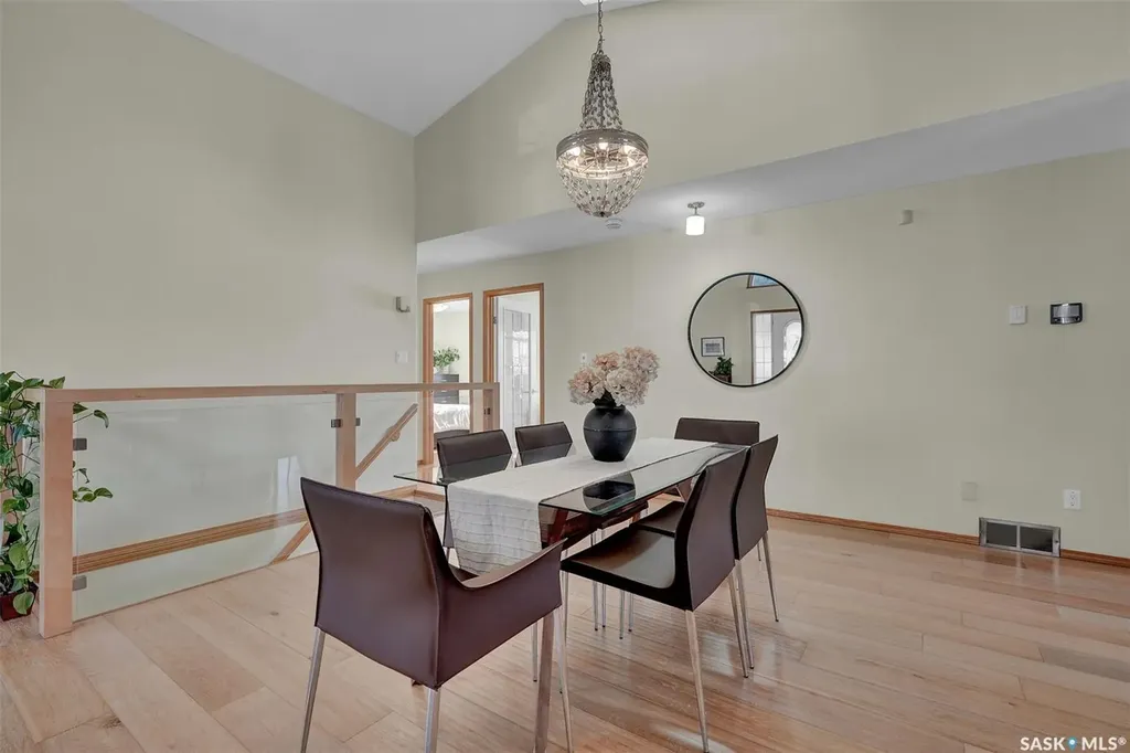 3328 Lakeshore Court Regina SK S4S 7H8