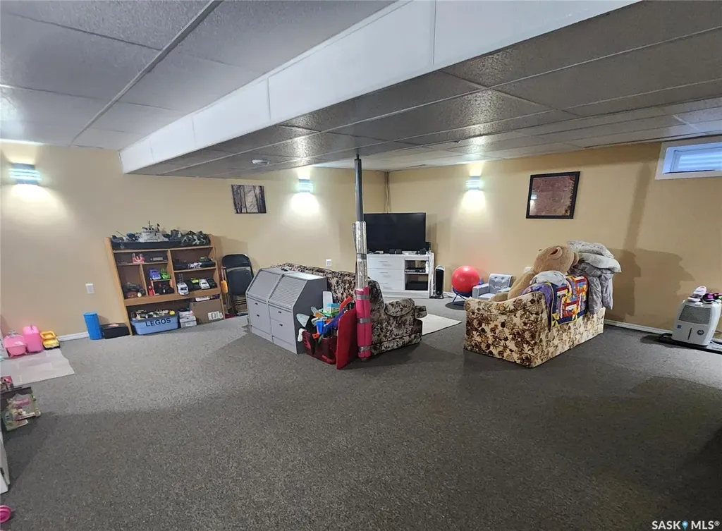 304 Second Avenue E Lampman SK S0C 1N0