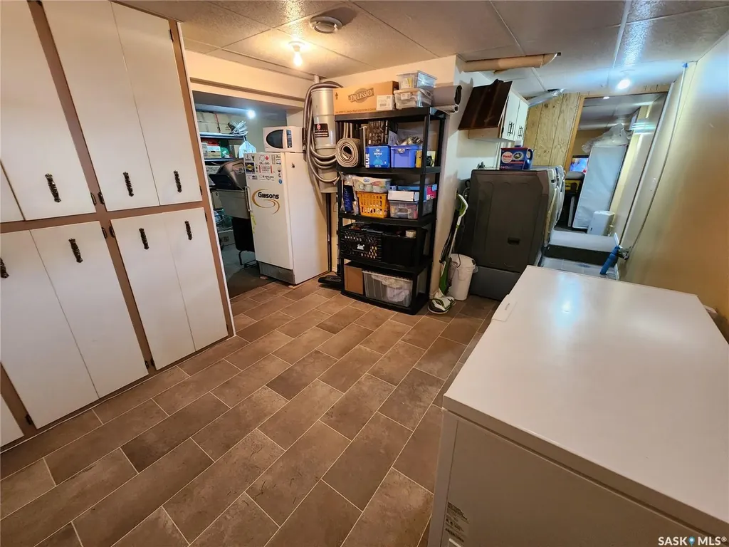 304 Second Avenue E Lampman SK S0C 1N0