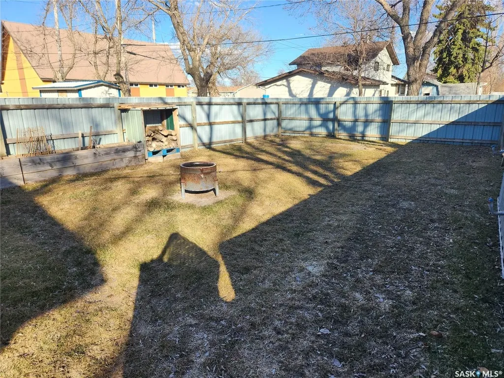 304 Second Avenue E Lampman SK S0C 1N0