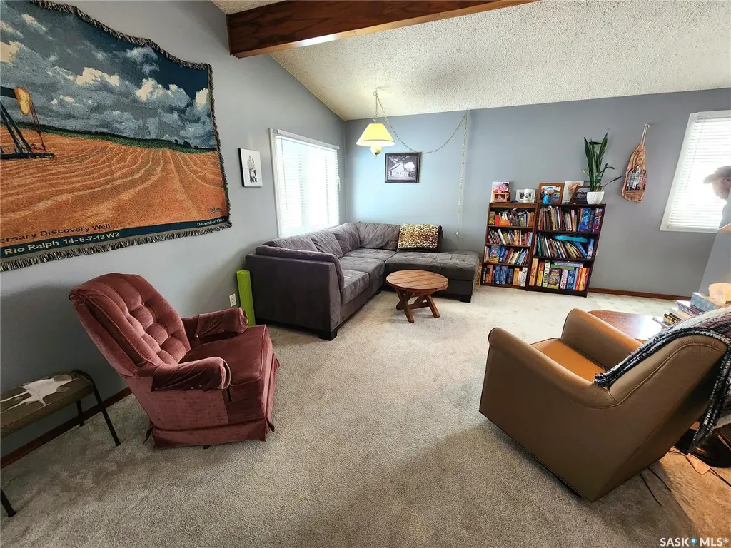 304 Second Avenue E Lampman SK S0C 1N0