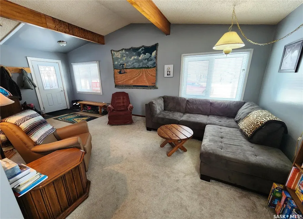 304 Second Avenue E Lampman SK S0C 1N0