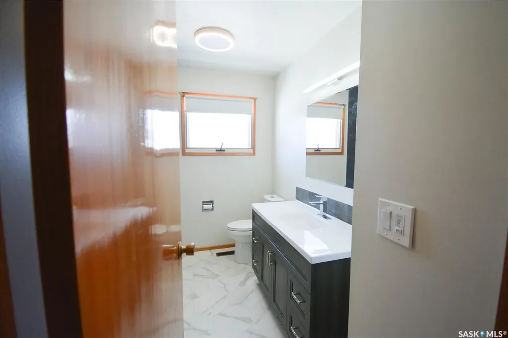 410 Central Avenue Montmartre SK S0G 3M0