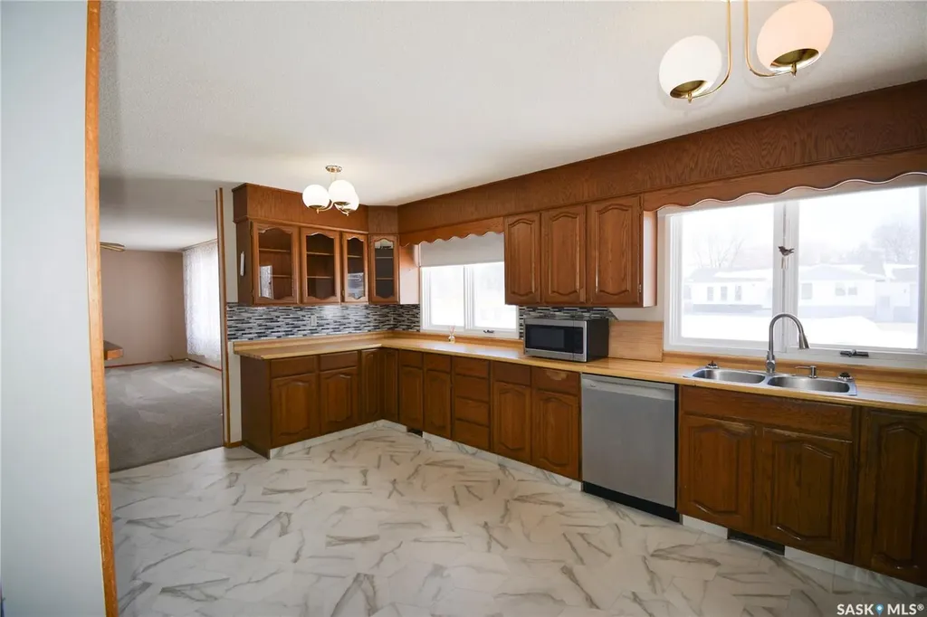 410 Central Avenue Montmartre SK S0G 3M0