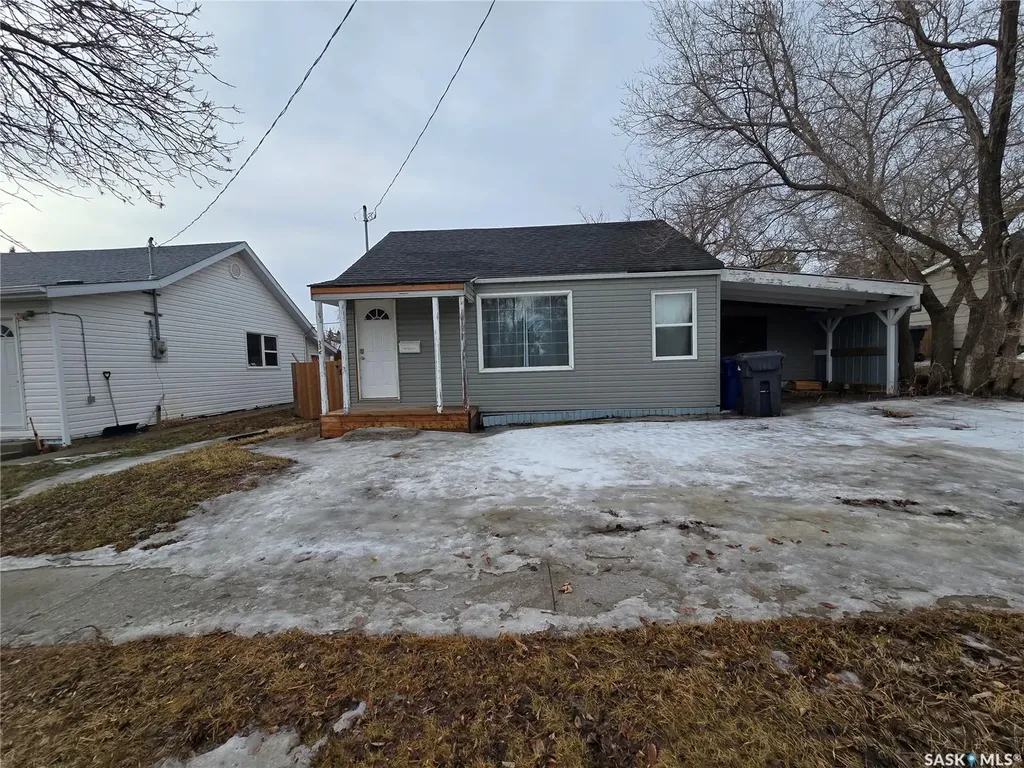 336 2nd Avenue SE Weyburn SK S4H 1X1