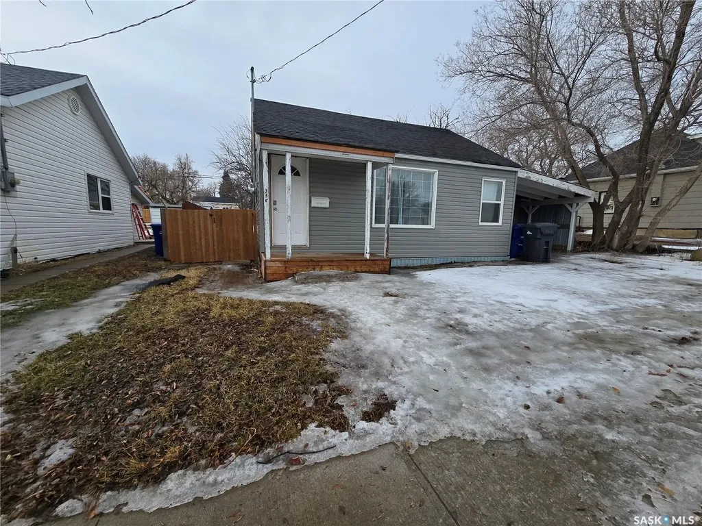 336 2nd Avenue SE Weyburn SK S4H 1X1