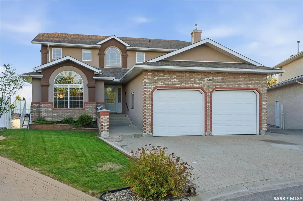 3148 Wimbledon Bay Regina SK S4V 2Y6