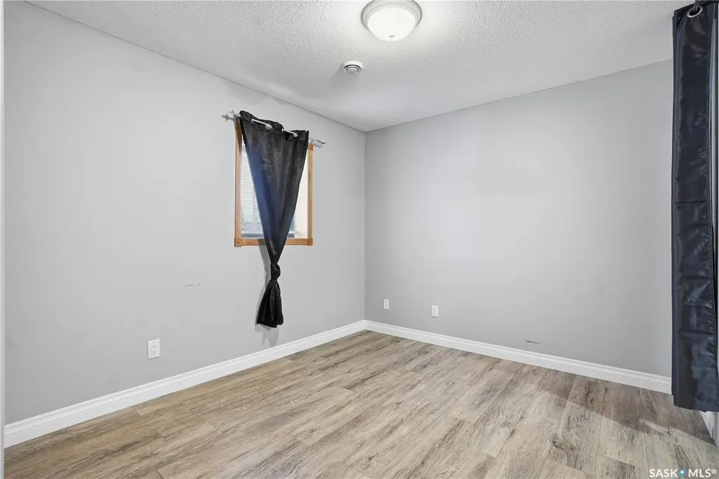 3148 Wimbledon Bay Regina SK S4V 2Y6