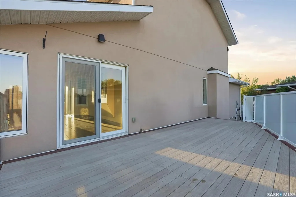 3148 Wimbledon Bay Regina SK S4V 2Y6