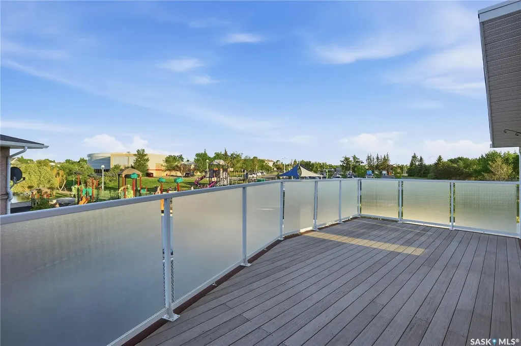 3148 Wimbledon Bay Regina SK S4V 2Y6