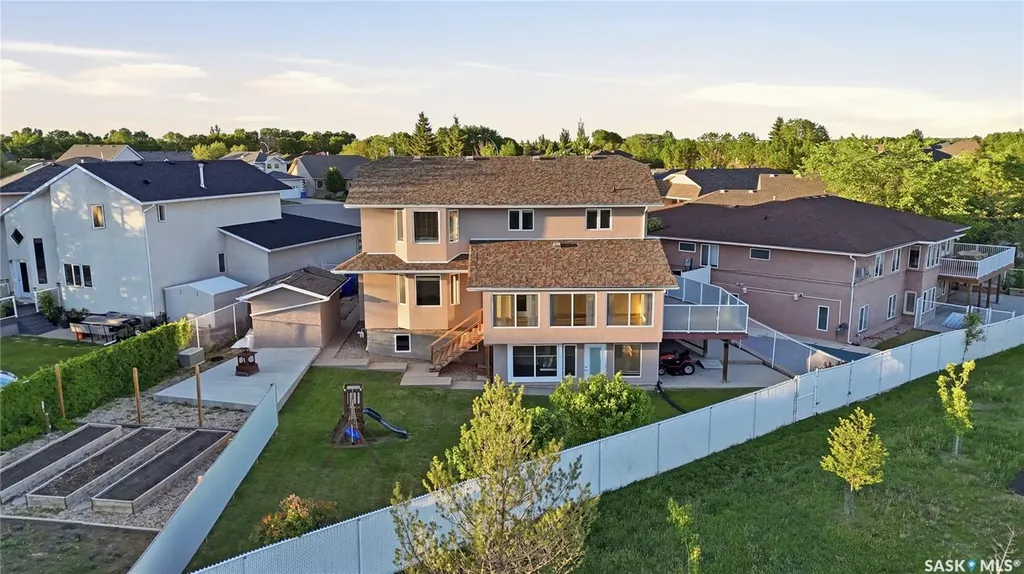 3148 Wimbledon Bay Regina SK S4V 2Y6