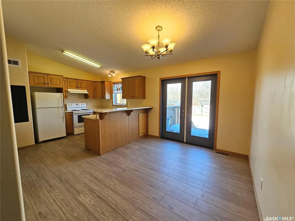297 5th Avenue E Unity SK S0K 4L0