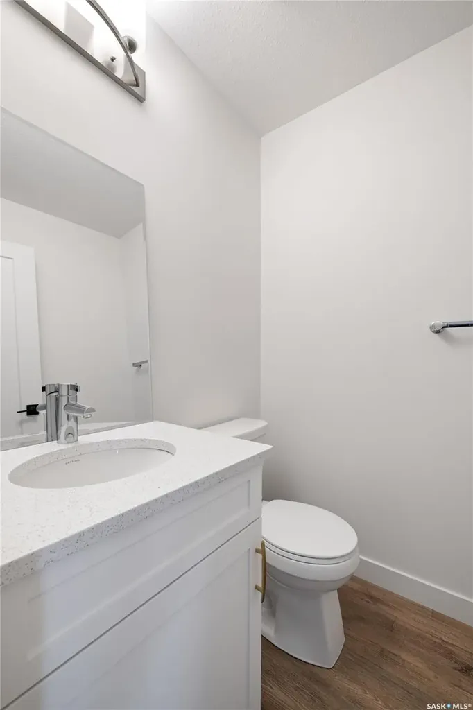 75 3rd Avenue Lumsden SK S0G 3C0
