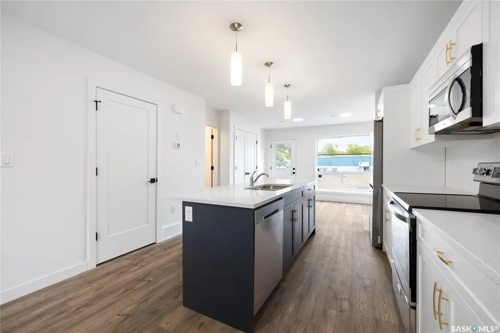 75 3rd Avenue Lumsden SK S0G 3C0
