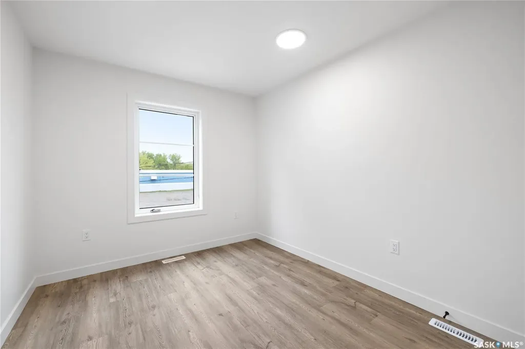 75 3rd Avenue Lumsden SK S0G 3C0